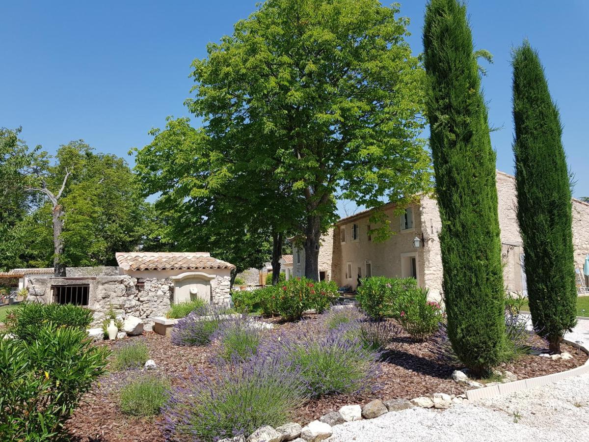 Le Mas De La Calade Bed & Breakfast Aix-en-Provence Exterior photo