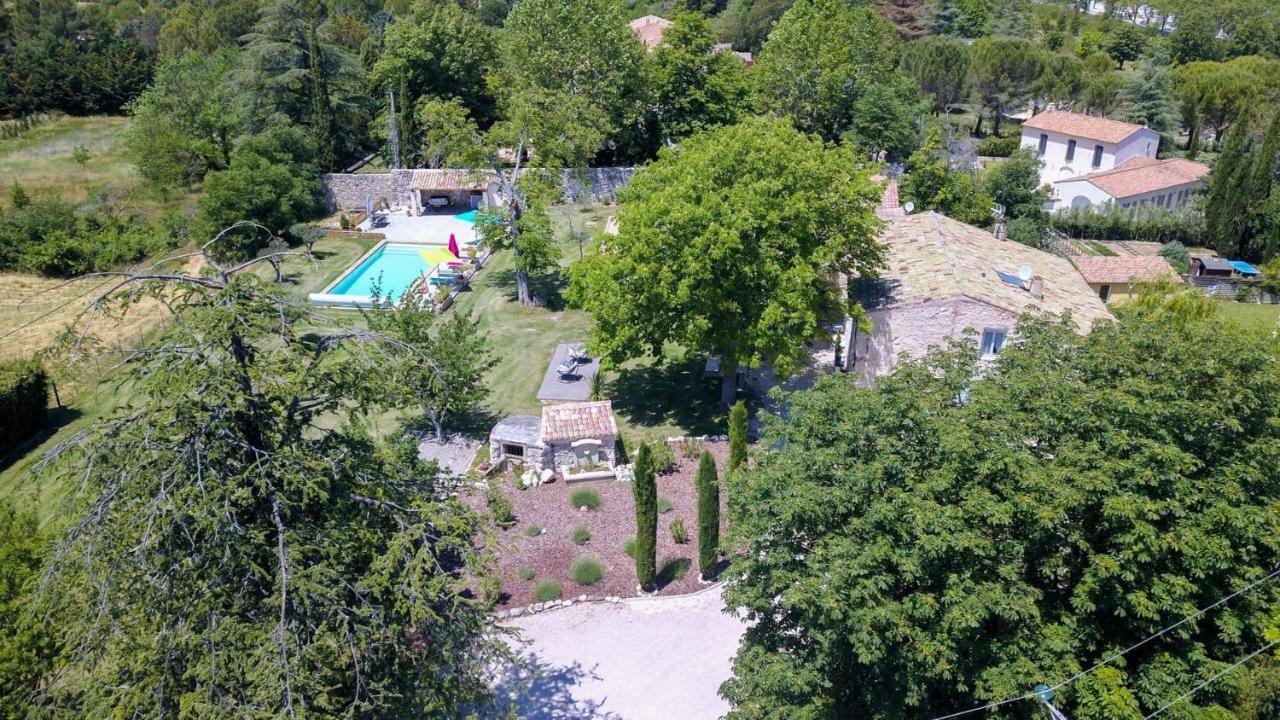 Le Mas De La Calade Bed & Breakfast Aix-en-Provence Exterior photo